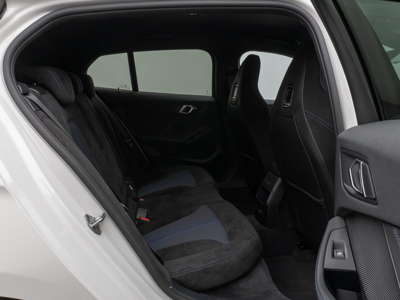Fahrzeugabbildung BMW 120i M Sport Kamera DAB Lenkrhzg DrivAssis Alarm