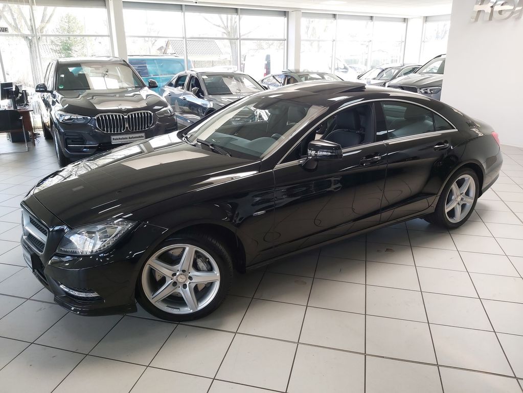 Mercedes-Benz CLS 500 Coupe AMG MEMORY TOTW LEDER AIRM DISTR