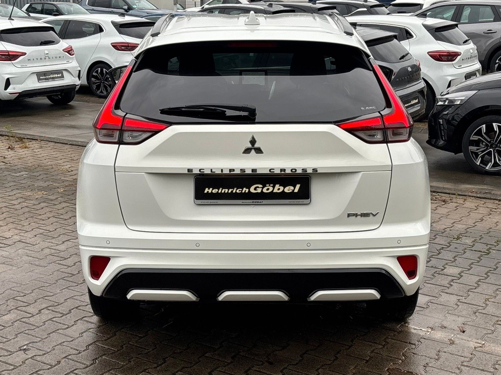 Fahrzeugabbildung Mitsubishi Eclipse Cross PHEV Select