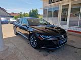 Volkswagen Arteon Elegance 4Motion Pano Kamera Leder Navi - Volkswagen Arteon in Braunschweig