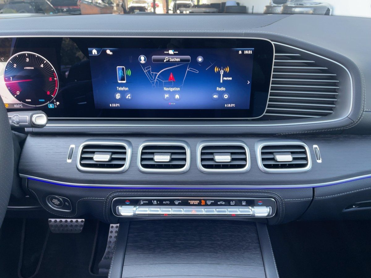 Fahrzeugabbildung Mercedes-Benz GLE 450 d 4M AMG/Night/Pano/360°/AHK