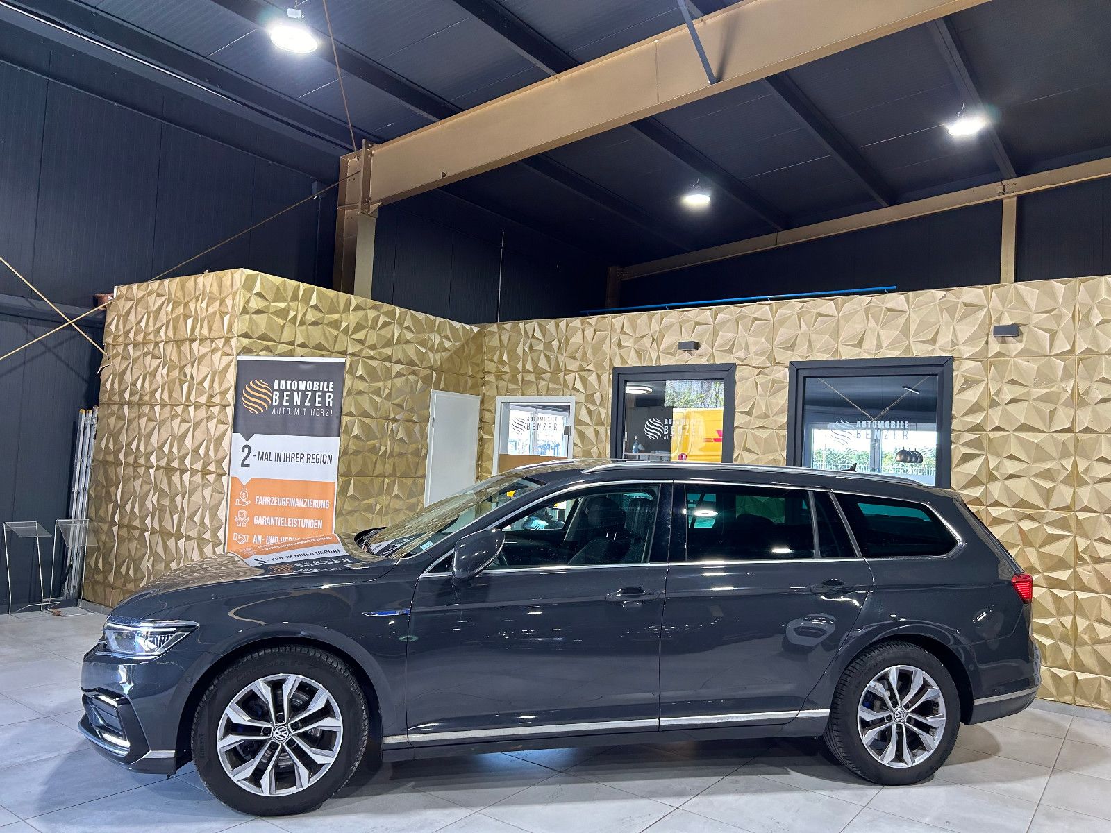 Fahrzeugabbildung Volkswagen Passat Variant GTE/APPLE/KAMERA/NAVI/ACC/8-FACH/