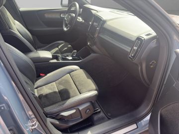 Volvo XC40 R Design Recharge Plug-In Hybrid 2WD