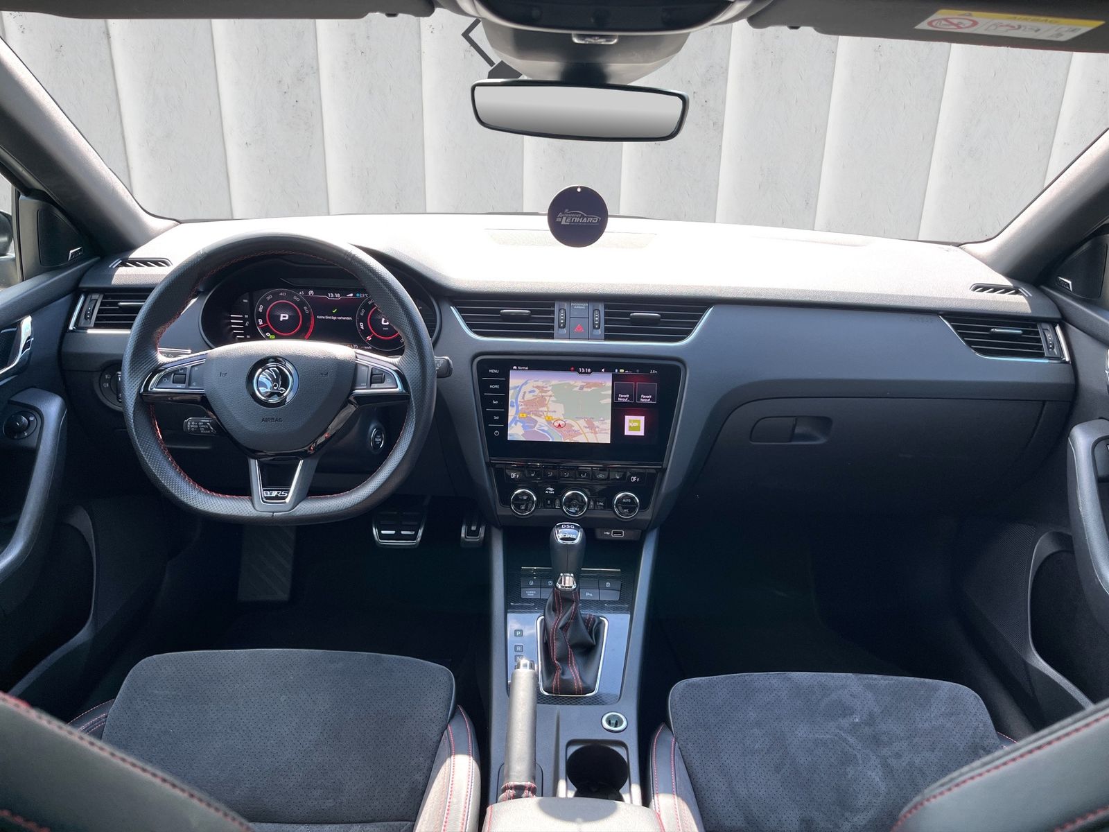 Fahrzeugabbildung SKODA Octavia 2.0 TSI*RS*DSG*SHZ*ACC*ViCo*Standheizung