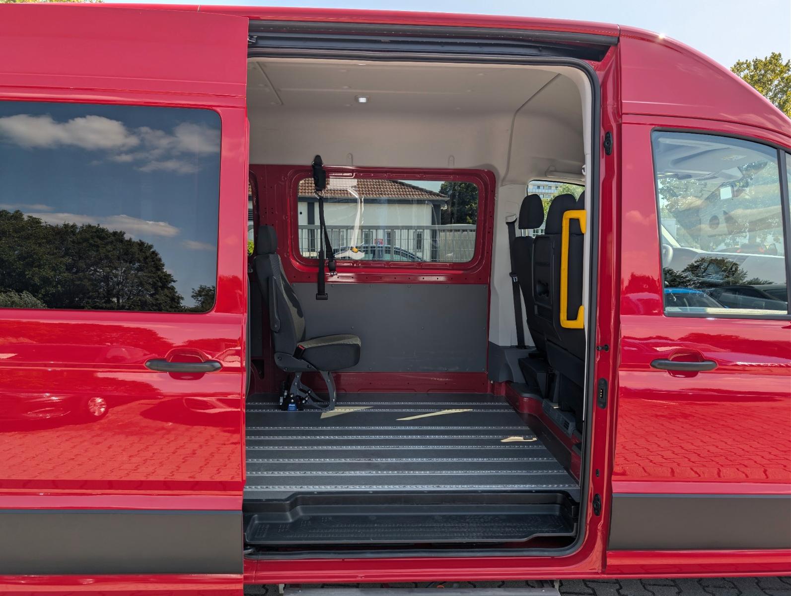 Volkswagen Crafter 35 TDI Kombi Lift Rollstuhltransport, миниатюра 9