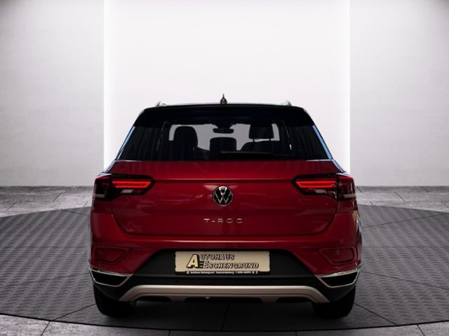 Fahrzeugabbildung Volkswagen T-Roc 1.5 TSI DSG STYLE GJR AHK NAVI IQ.DRIVE