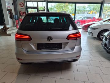 Volkswagen Golf - 4