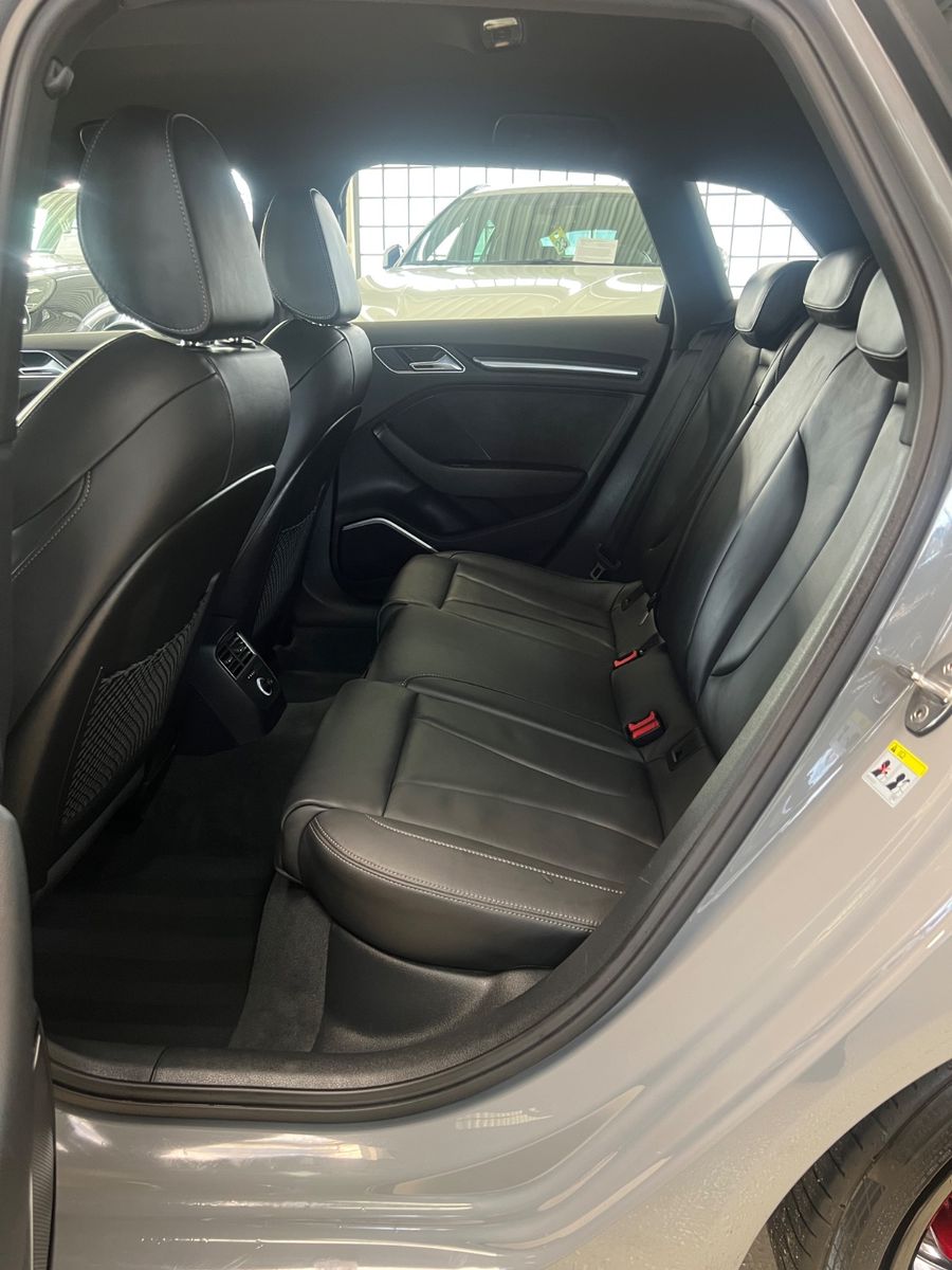 Fahrzeugabbildung Audi RS3 RS 3 Sportback 2.5 TFSI quattro *VIRTUAL*B&O