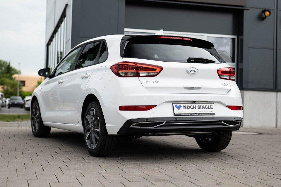 Hyundai i30 1.5T 160PS 48V Advantage