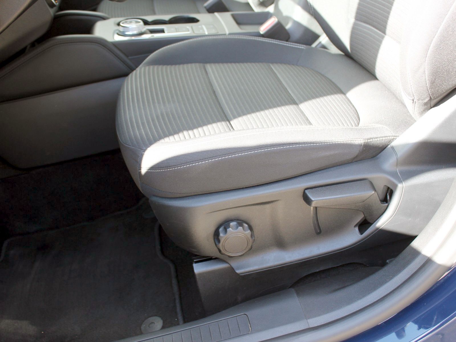 Fahrzeugabbildung Ford Kuga Plug-In Hybrid Titanium 2,5 Duratec
