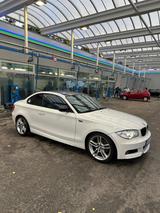 BMW e82 120d Coupé M Paket - BMW 120 Coupé M paket mit Diesel-Antrieb
