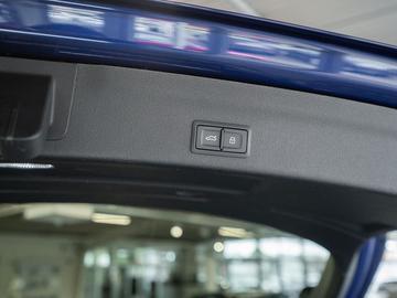 2021 AUDI RS6 — миниатюра 19