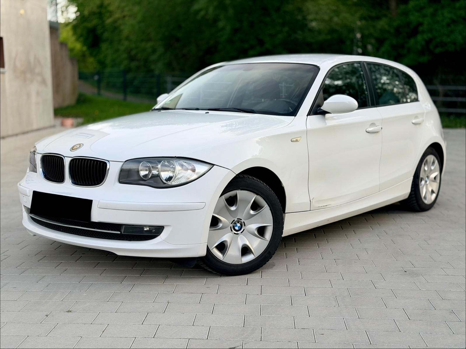 BMW 118i Limousine Automatik Alpinweiss Klima