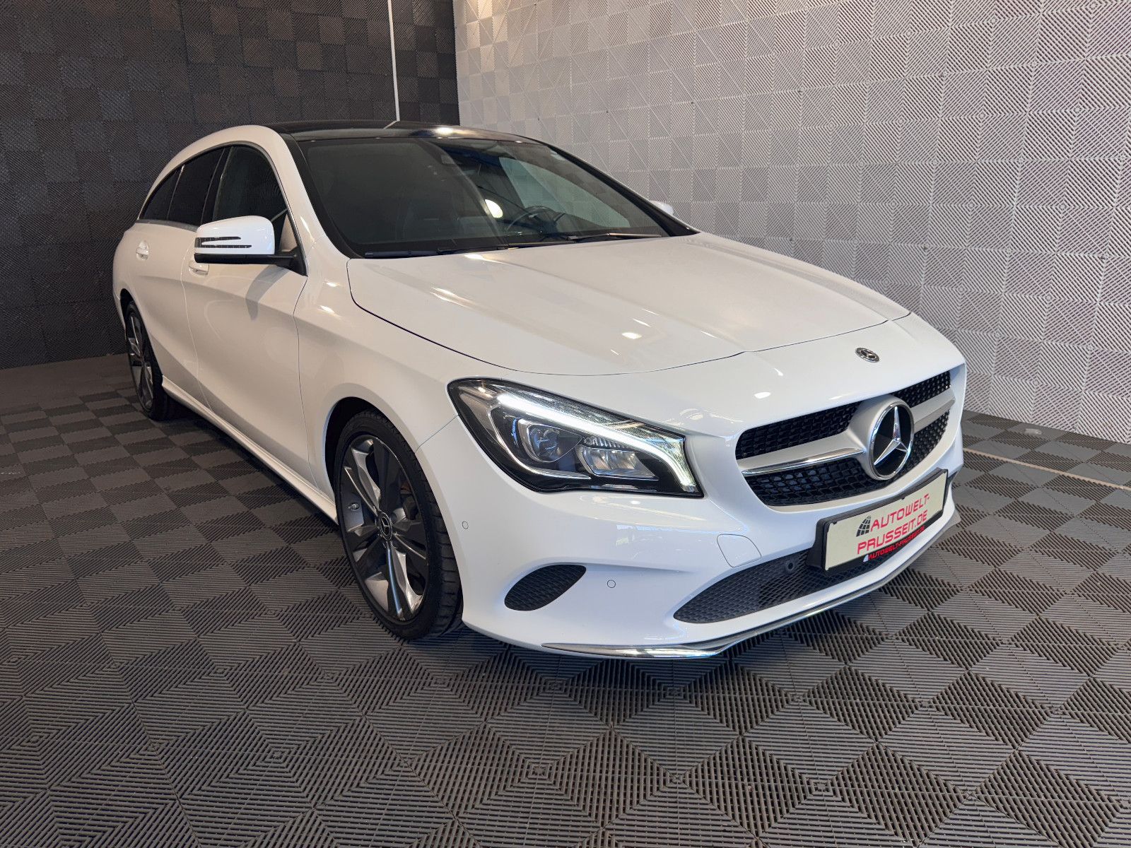 Gebrauchtwagen Mercedes-Benz CLA 220 CLA 220 SB 4MA*URBAN*PANO-R.KAM-LED-TOT.W-LM 18 in Horb am Neckar