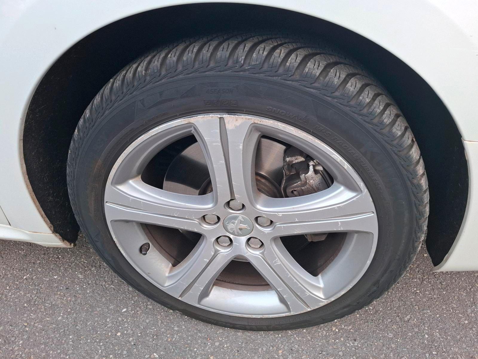 Peugeot 508 2012 — photo 14