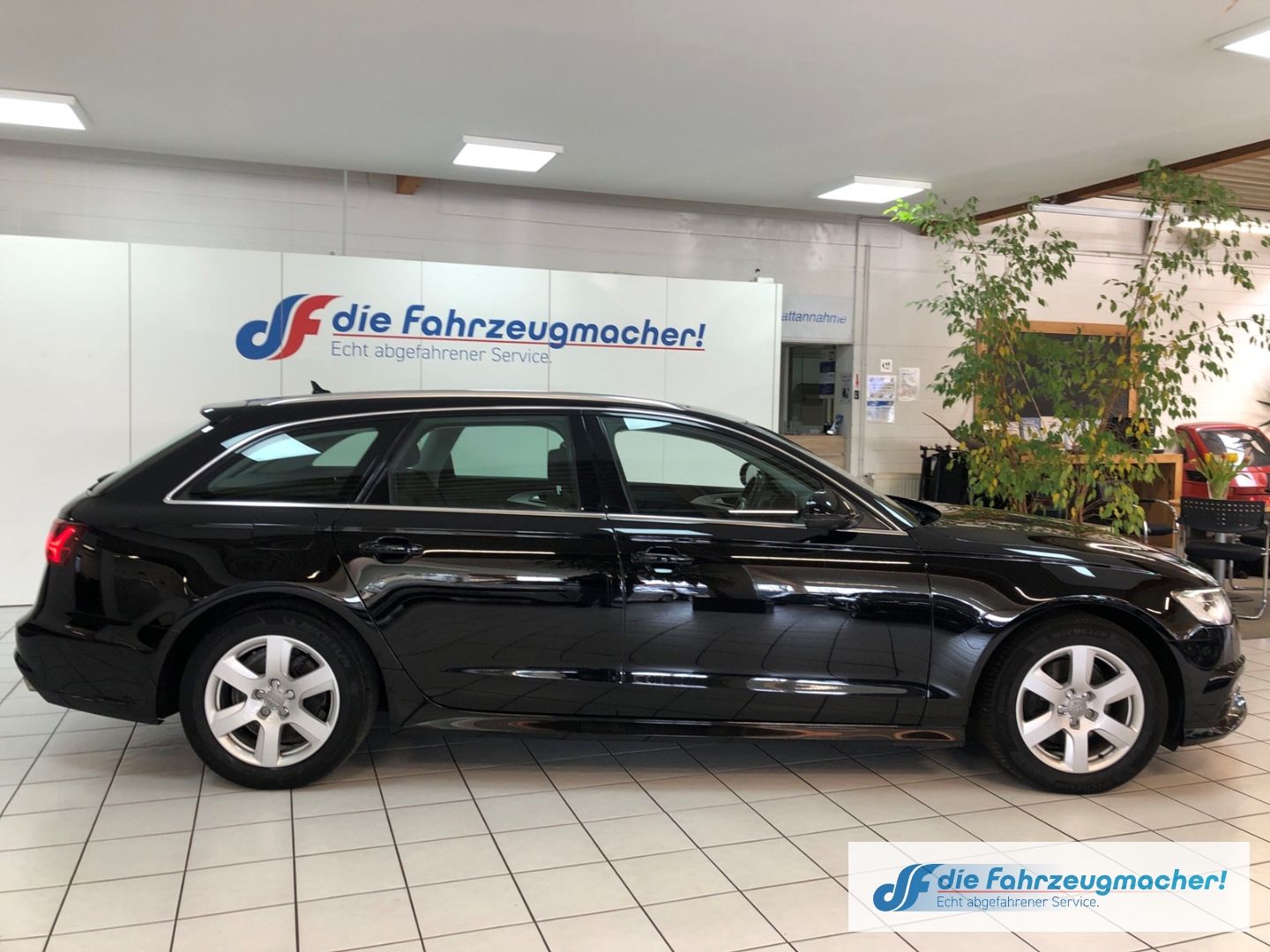 Fahrzeugabbildung Audi A6 Avant 2.0 TDI ultra Navi Bi-Xenon El. Heckkla