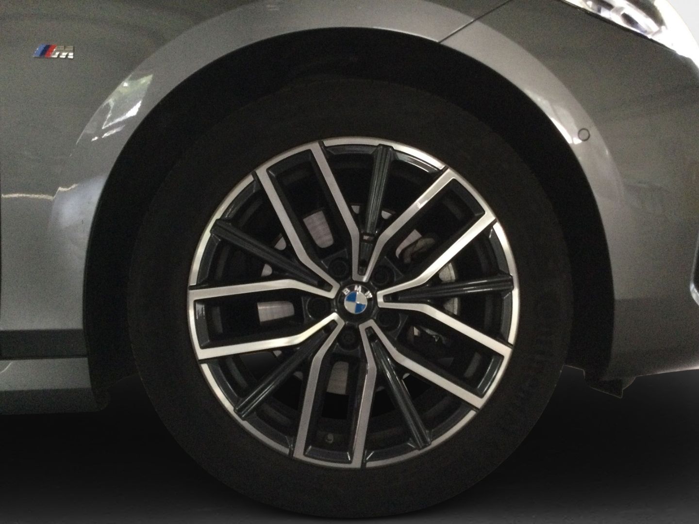 BMW 220 Active Tourer i M Sport Driving Assistant An foto 5