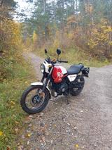 Royal Enfield Himalayan Scram 411 - Offers