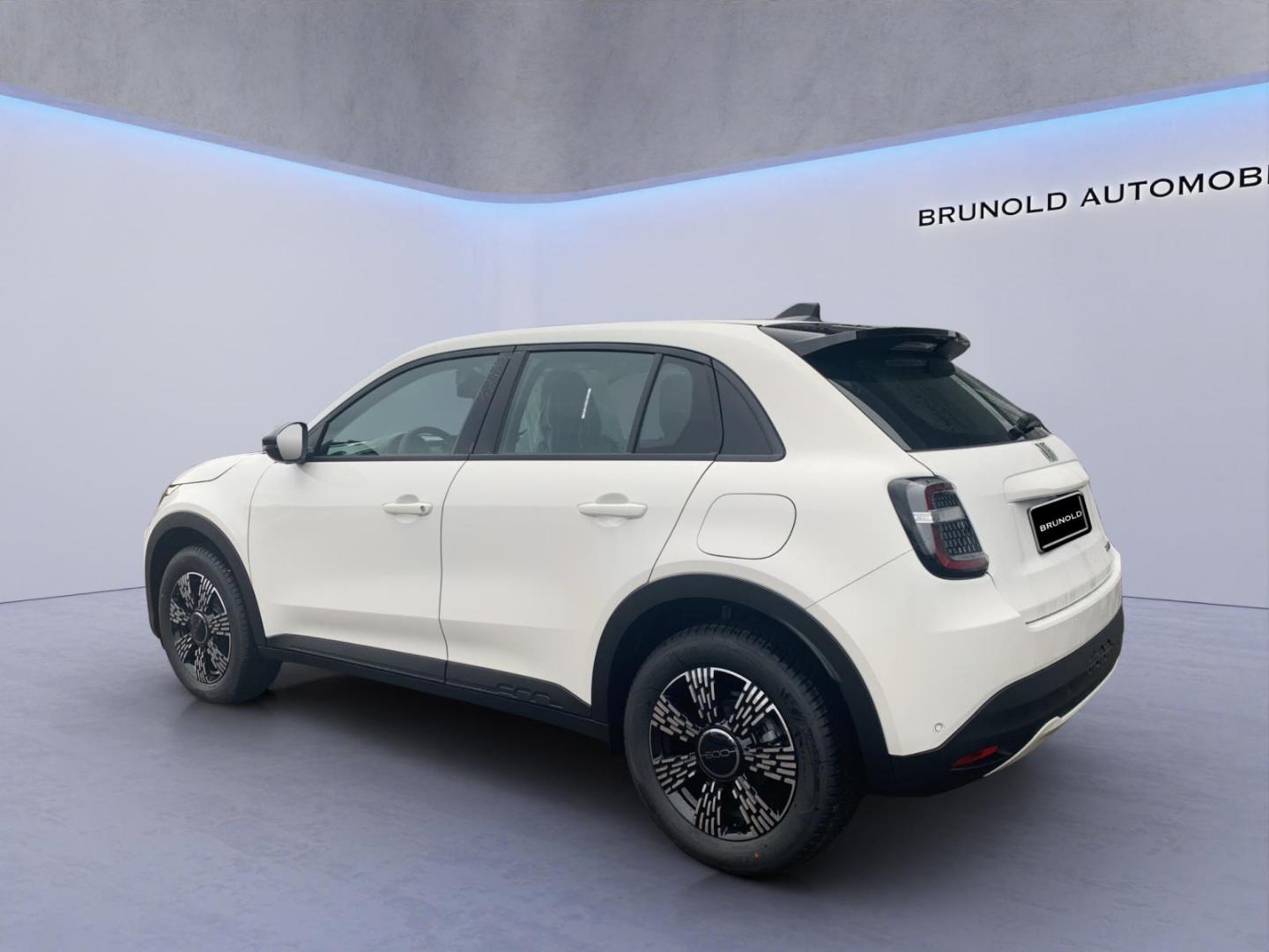 Fiat 600 1.2 Hybrid Business Edition Kamera AppleCarP