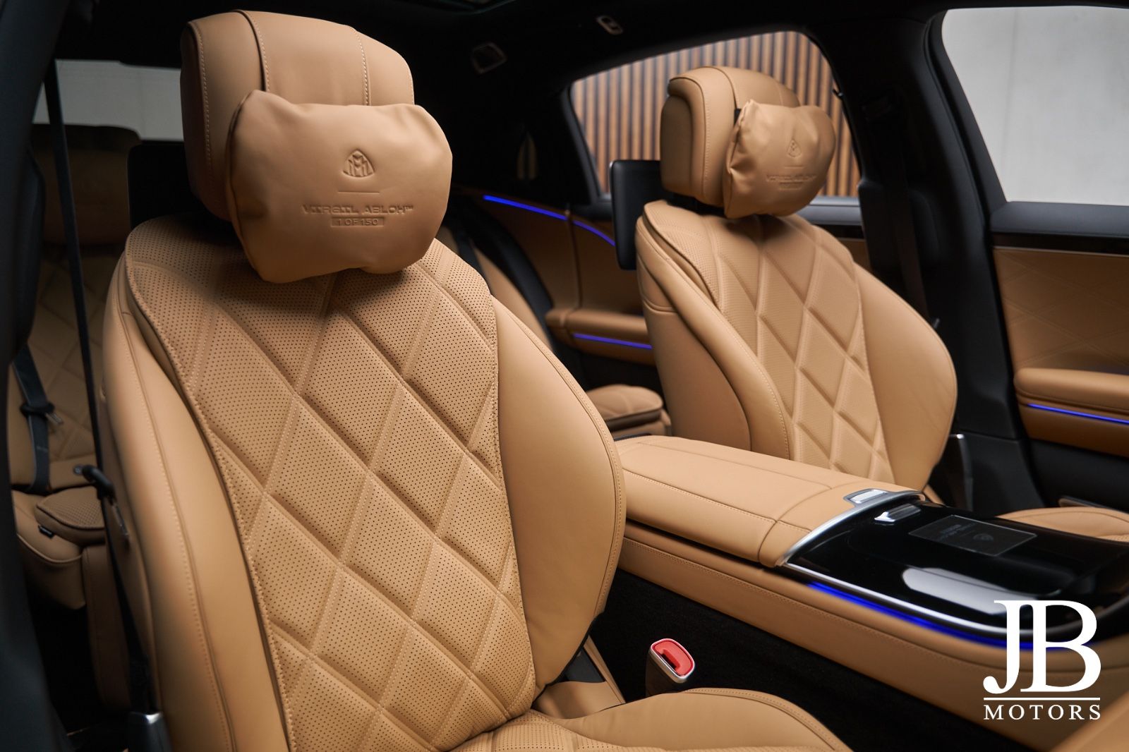 Fahrzeugabbildung Mercedes-Benz S680 Maybach Virgil Abloh 1 of 150 New Condition