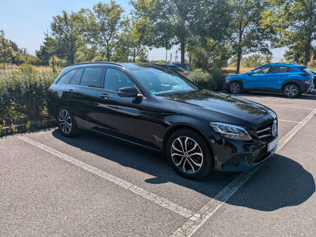 Image of Mercedes-Benz C 180