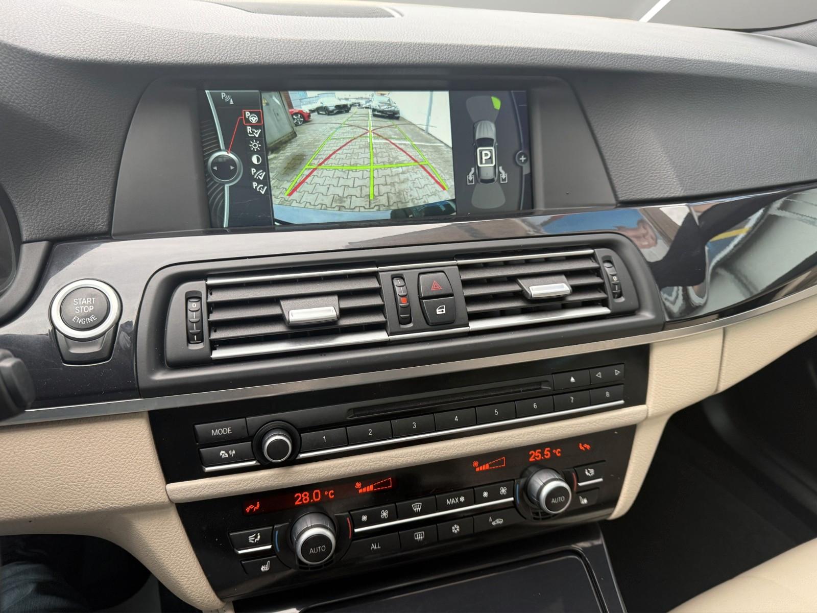 BMW 530 d Touring Pano*Leder*ACC*Navi Prof*Xenon*2.H