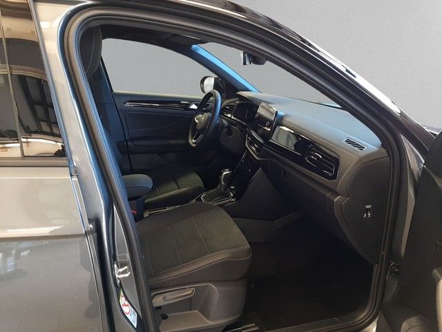 Fahrzeugabbildung Volkswagen T-Roc Black Style 2.0TDI DSG AHK Matrix Massage