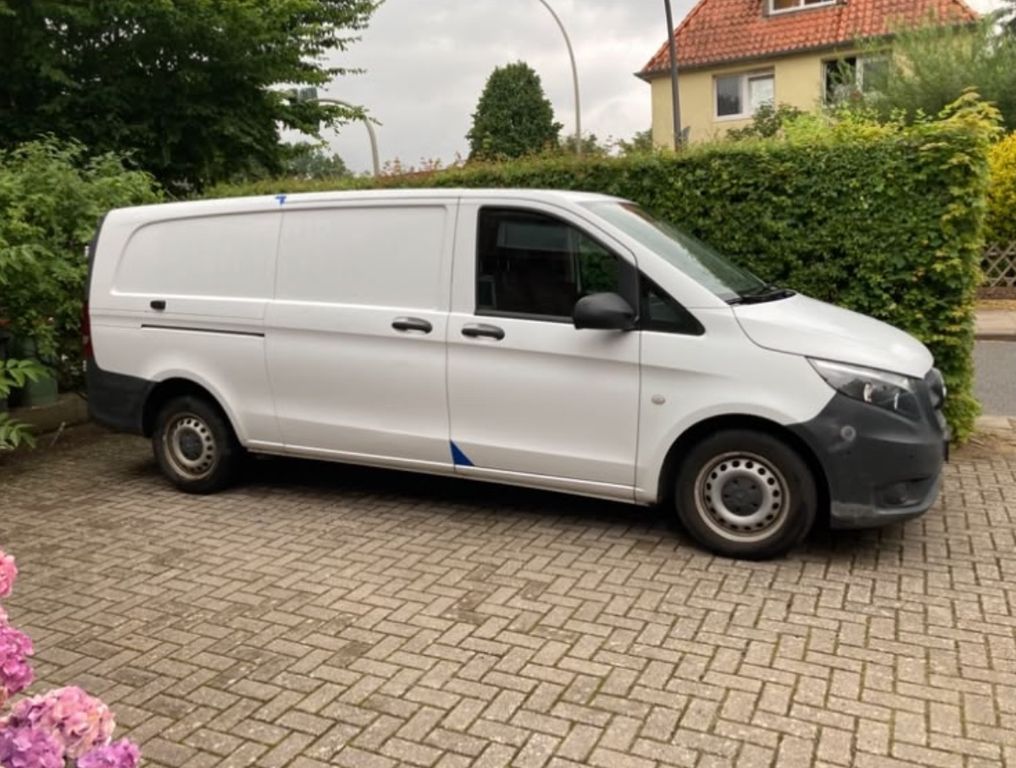 Image of Mercedes-Benz Vito