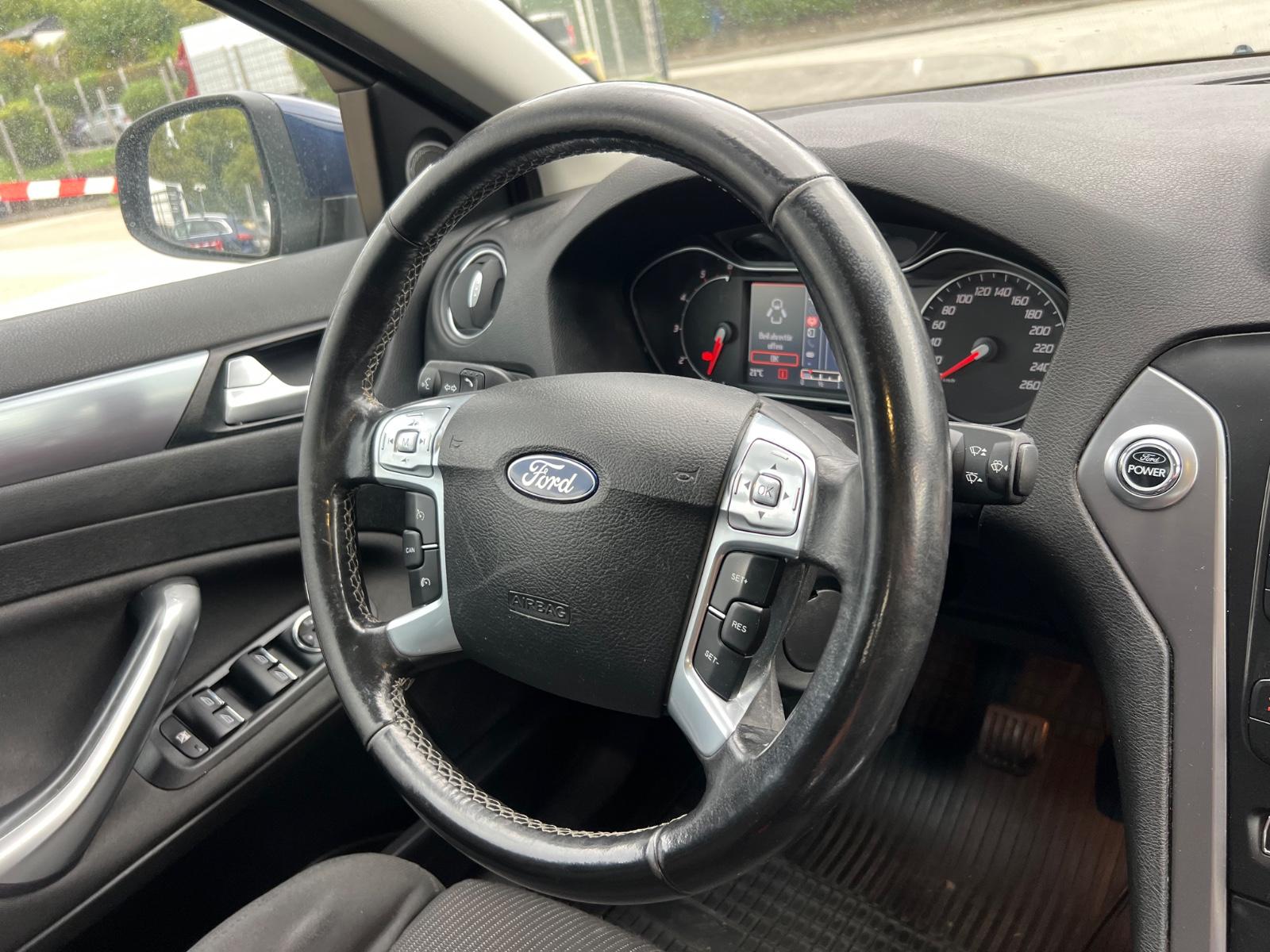 Ford Mondeo 2012 — photo 8