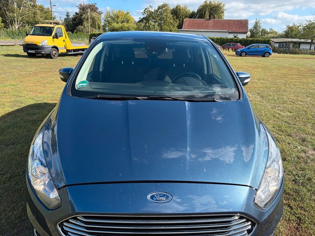 Image of Ford S-Max