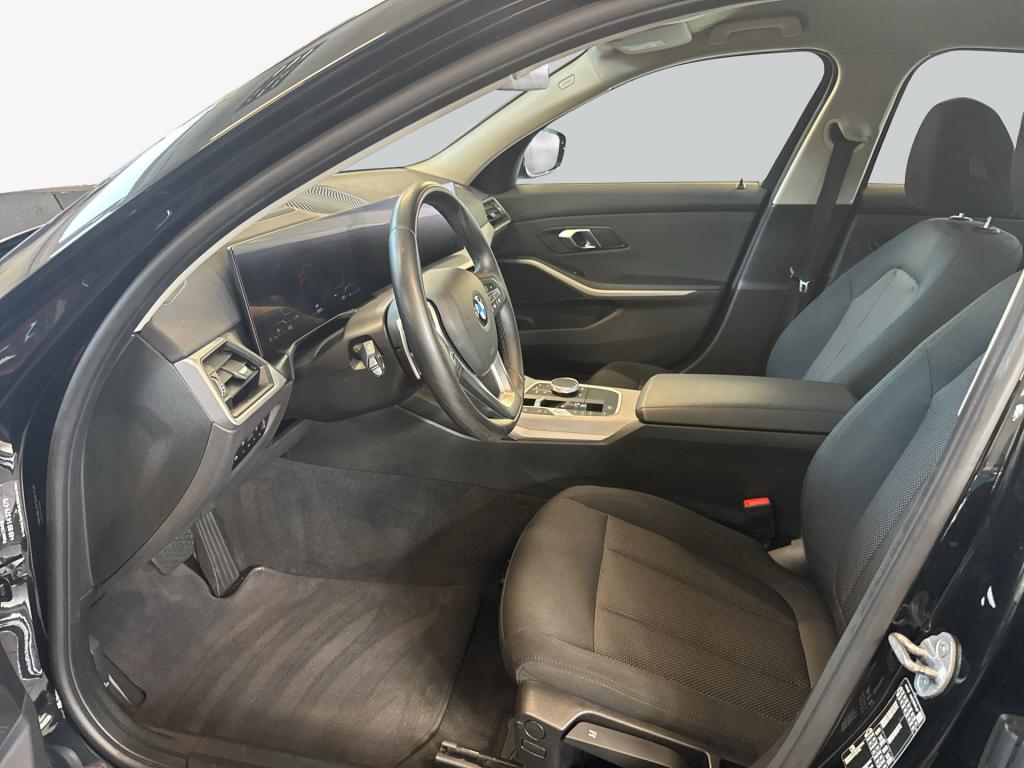 BMW 318 i Aut. LED Navi Sitzheizung, миниатюра 10