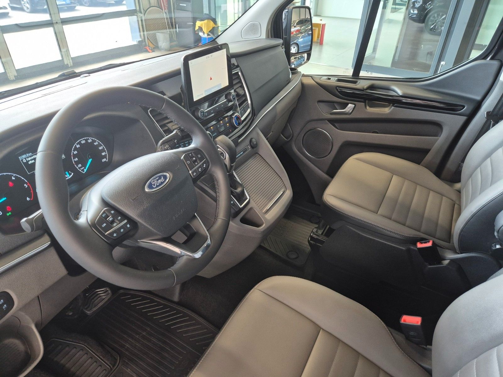 Ford TOURNEO CUSTOM L1 TITANIUM X LEDER NAV XENON AHK foto 21