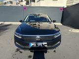 Volkswagen Passat Variant 2.0 TDI SCR 176kW DSG 4MOT Hi... - gebrauchte VW Passat Variant aus dem Jahr 2014