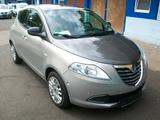Lancia Ypsilon Gold*Automatik*Klima*PDC*Euro5*Top* - Lancia Ypsilon mit Benzin-Antrieb