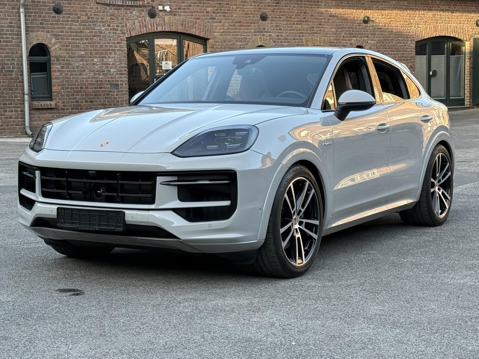 Porsche Cayenne E-Hybrid Coupe SPORTDESIGN*INNODRIVE*22