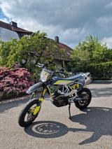 Husqvarna 701 Supermoto - HUSQVARNA 701 SUPERMOTO