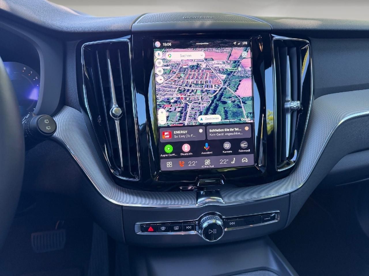 Fahrzeugabbildung Volvo XC60 B5 Benzin AWD Plus Black Edition