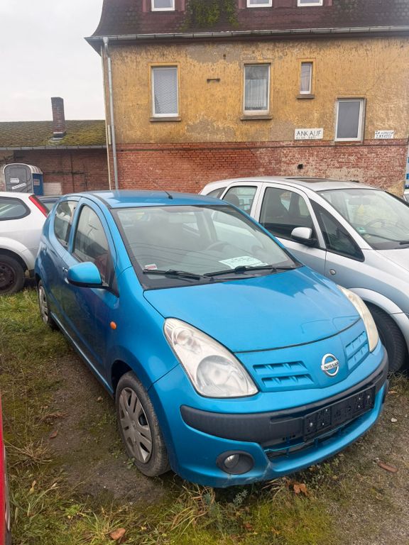 Nissan Pixo