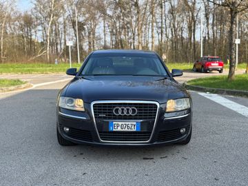 Audi A8 - 3