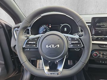 Kia XCEED 1.6 DCT GT-Line *Leder*Panorama*JBL-Sound*