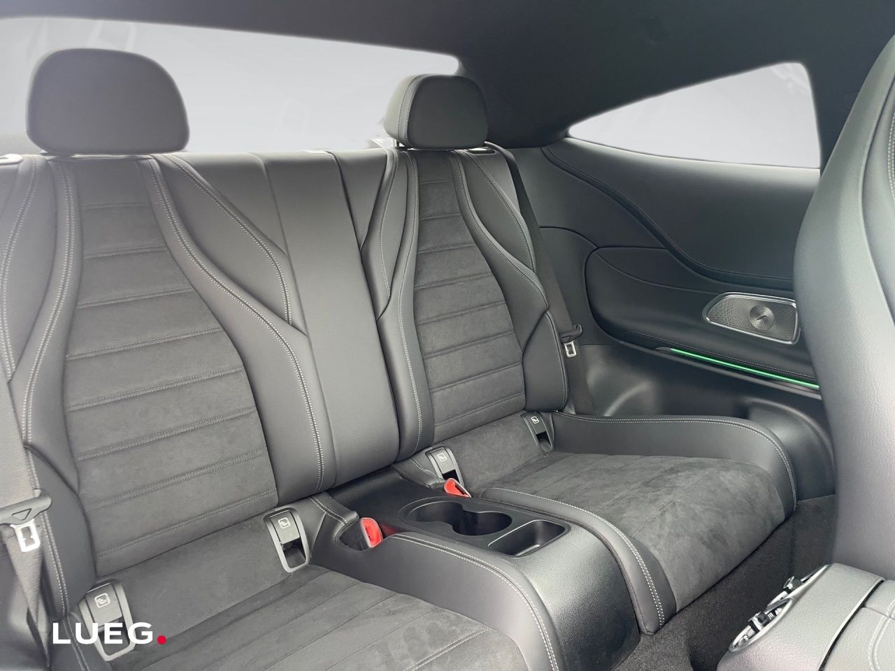 Mercedes-Benz CLE 200 4MATIC Coupé AMG EDITION MEMORY NIGHT foto 13