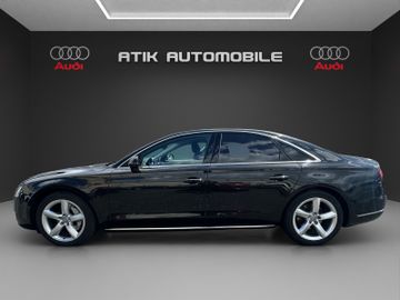 Audi A8 - 8