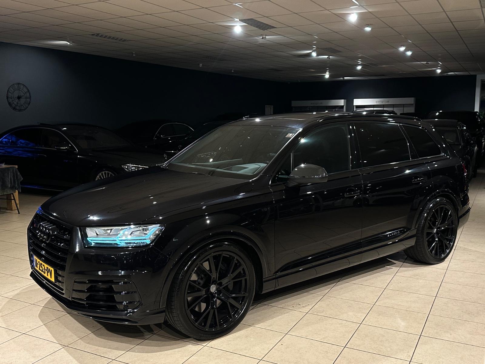 Audi SQ7 4.0 TDI Quattro/Panorama/HUD/Black Edition