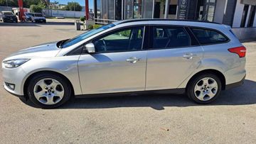 Ford Focus - 8