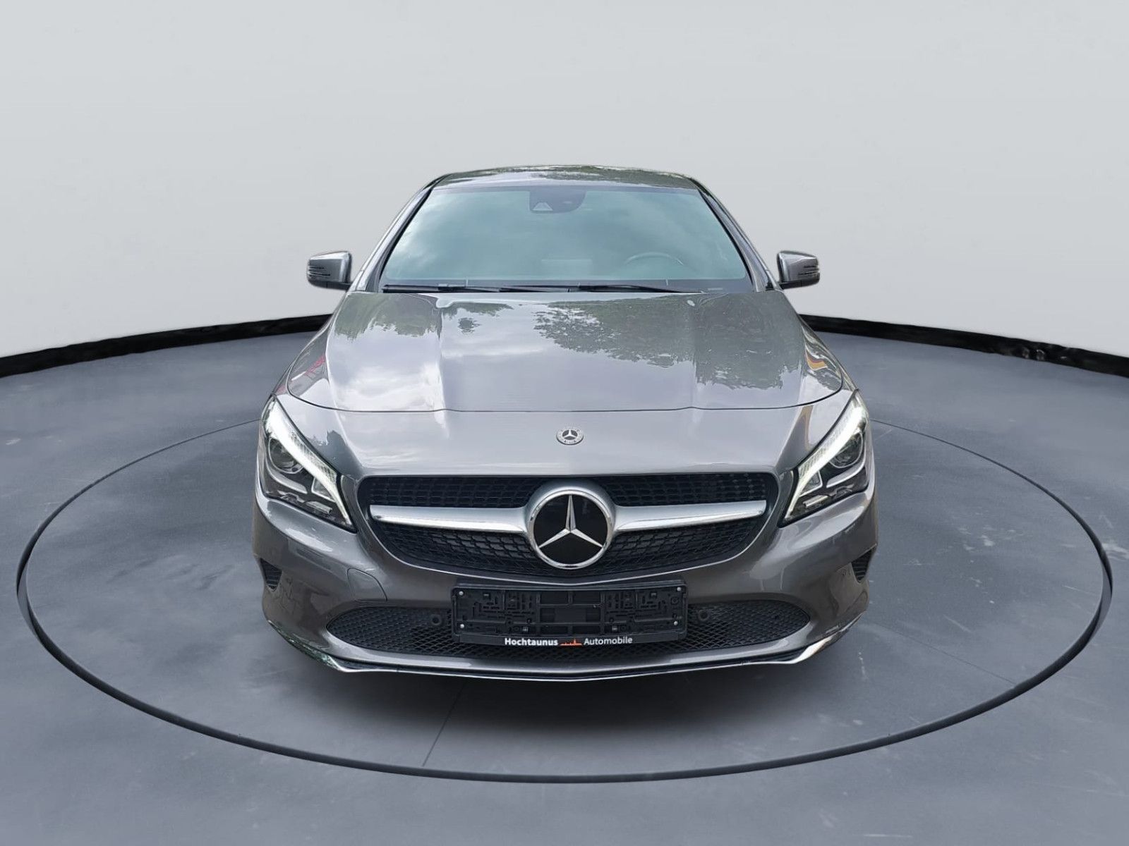 Mercedes-Benz CLA 200-Urban-RFK-Business-Navi-CarPlay-LED-ACC foto 2
