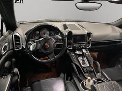 PORSCHE Cayenne S Diesel 8xBereift|Bose|Luftfahrwerk