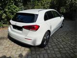 Mercedes-Benz A 180 d - Navi, Pano, Automatik (Progressive)  - Mercedes-Benz A-Class in Bremen