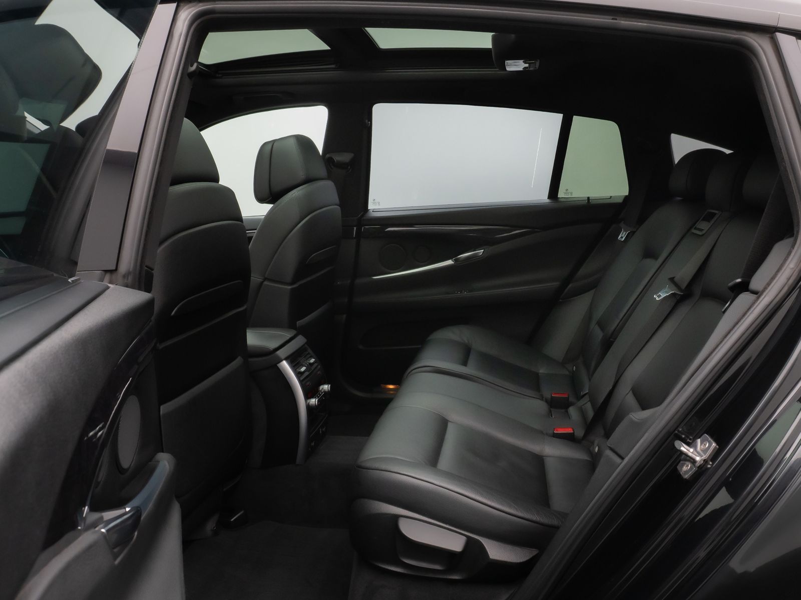 Fahrzeugabbildung BMW 535d Gran Turismo Panorama Kamera HUD HiFi Xenon