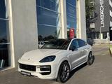 Porsche Cayenne Coupe S Leichtbau/Pepita/Luft/HA-Lenkung - Porsche Cayenne mit Benzin-Antrieb: Geländewagen, Automatik