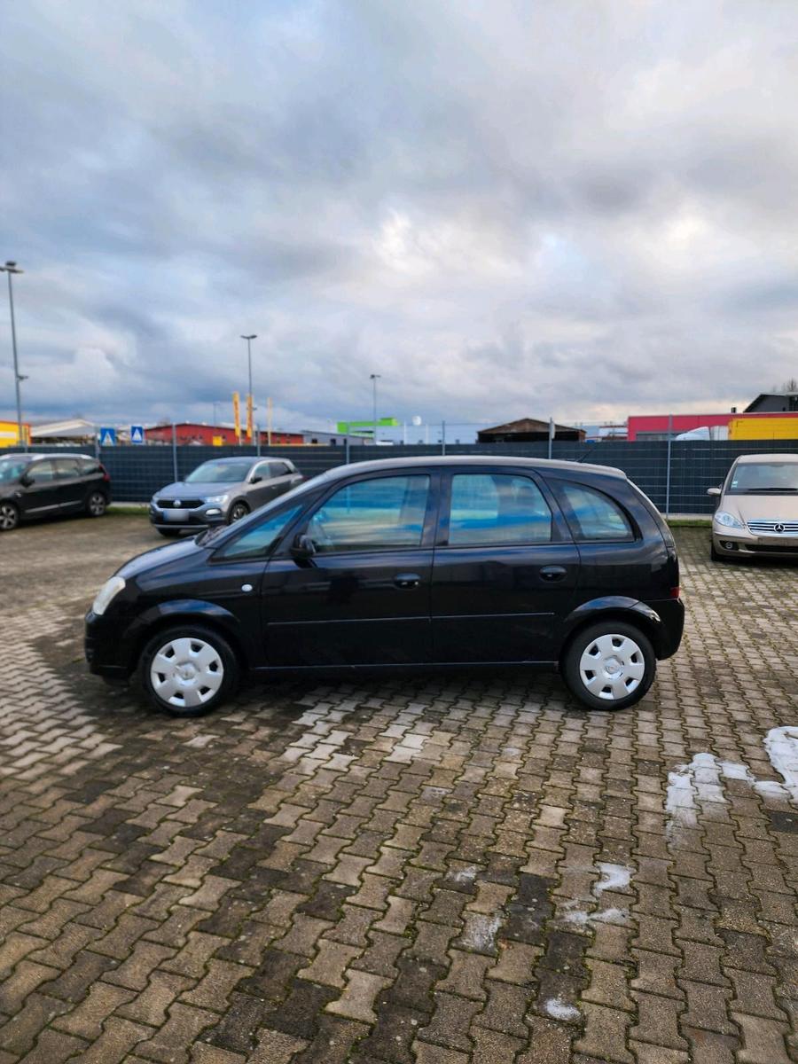 Opel Meriva 2006 — interior